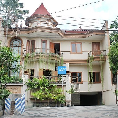 Graha Sekar Arum Syariah Surabaja Zewnętrze zdjęcie